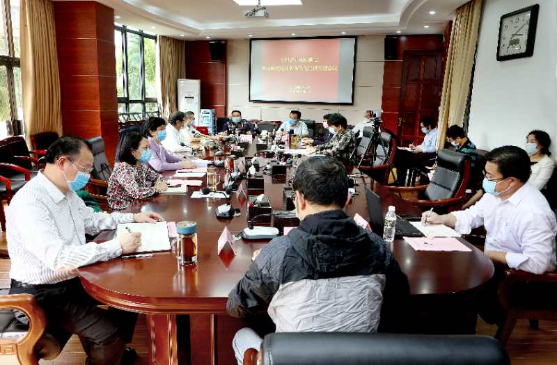 我校召開全國重點(diǎn)馬院建設(shè)暨思政理論課教師隊(duì)伍建設(shè)黨委專題會議
