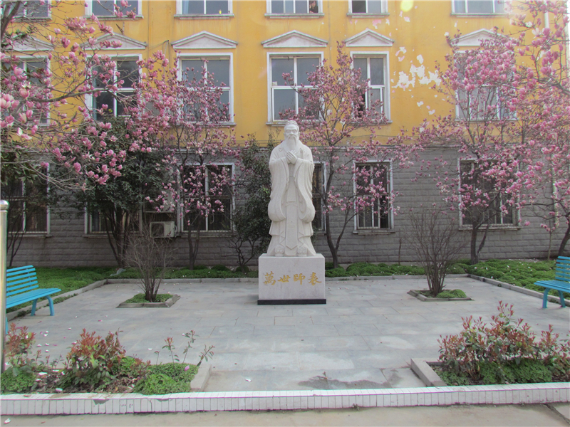 玉蘭花開.jpg